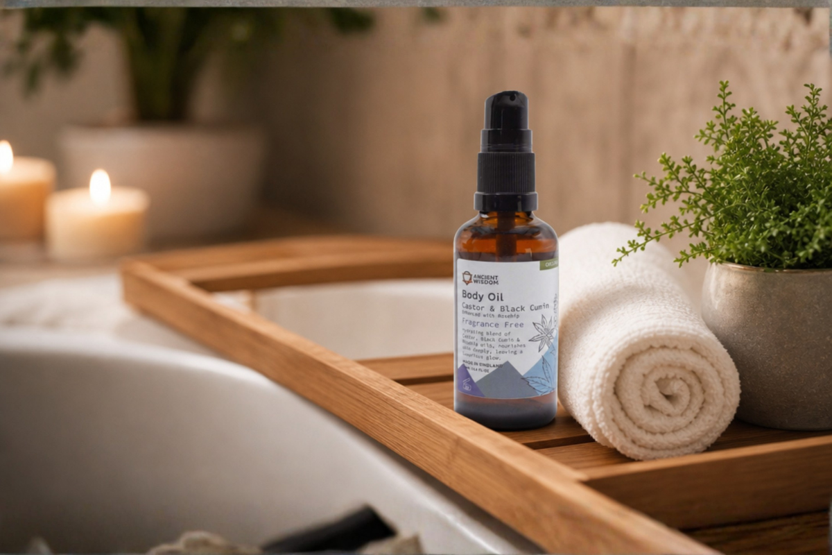 �kologisk Hybenrose Kropsolie 50ml parfumefri luksus i ravgul glasflaske pr�senteret p� shoppen.