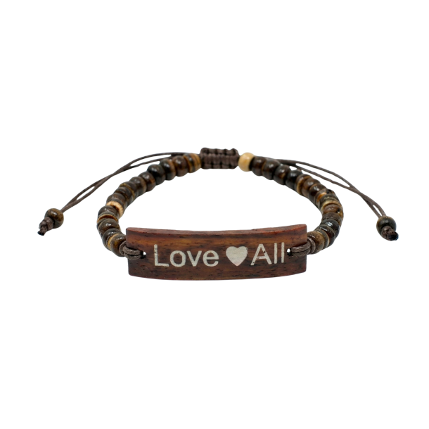 Coco Brown Slogan Armb�nd Love All lavet af naturlige brune kokosn�ddeperler fra Bali med elastisk stretch.