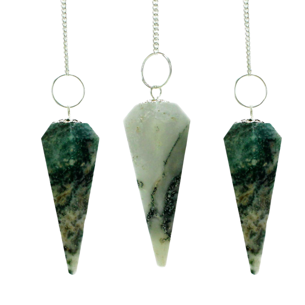 Magic Pendulum i m�nstret Tr� Agat med fors�lvet k�de &ndash; et eksklusivt spirituelt pr�cisionsredskab til dowsing og naturforbindelse pr�senteret p� shoppen.