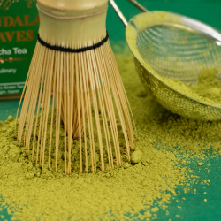 Mandala Leaves - Organic Culinary Matcha Tea 50g i d�se