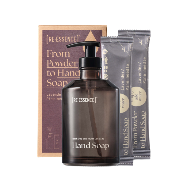 [RE-ESSENCE] H�nds�be Gaves�t Lavendel & Fyrren�l med m�rk ravfarvet glasflaske, guld-pumpe og 2 refills i gave�ske fra Helseservice.
