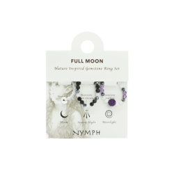 Nymph Full Moon �delstensringe s�t pr�senteret p� kort med symboler for m�ne, stjernenat og m�neskin.