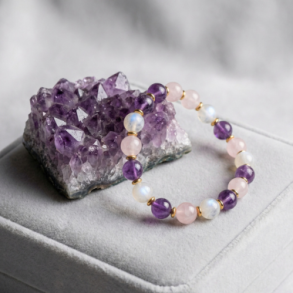 Elegante smykker og �gte krystaller til manifestation og balance.